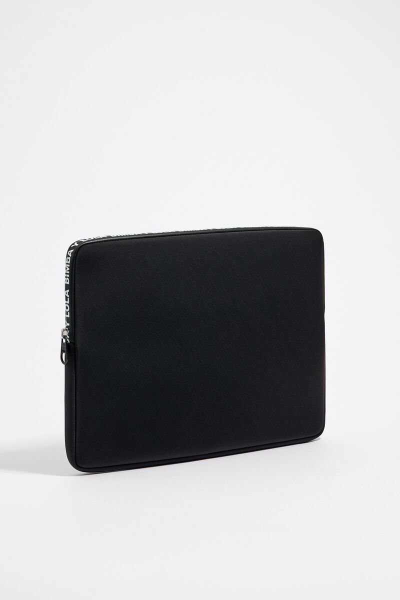 Black nylon 16 laptop sleeve