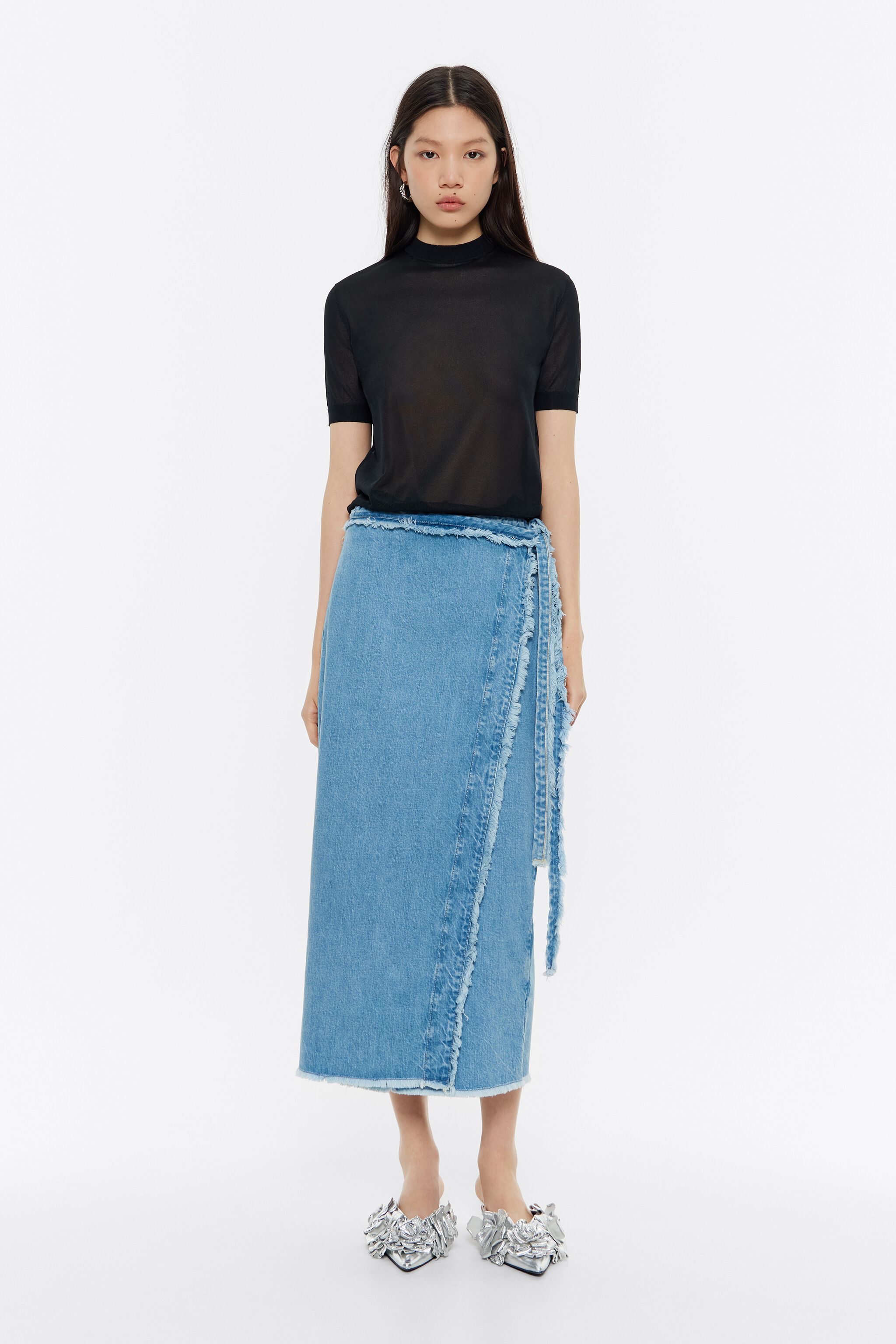 Buy Women's Blue Solid A-Line Denim Skirt Online at Bewakoof
