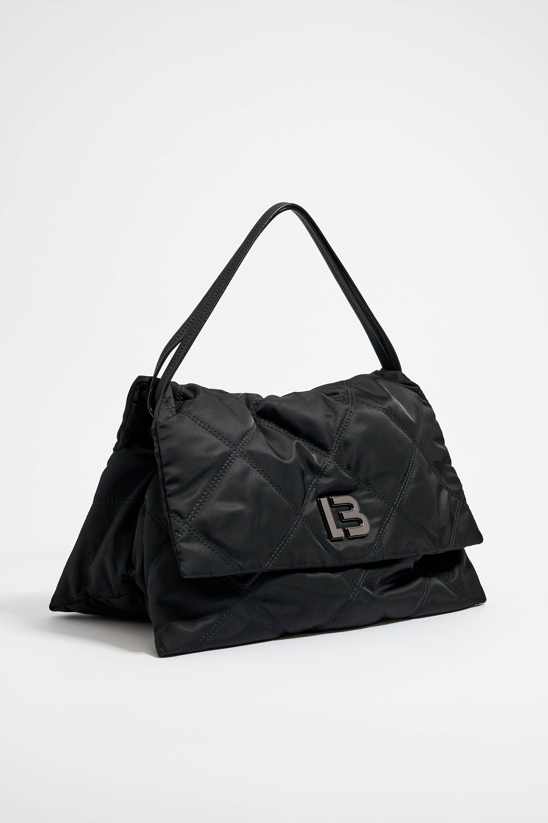 Black leather flap shoulder bag – LabelRow