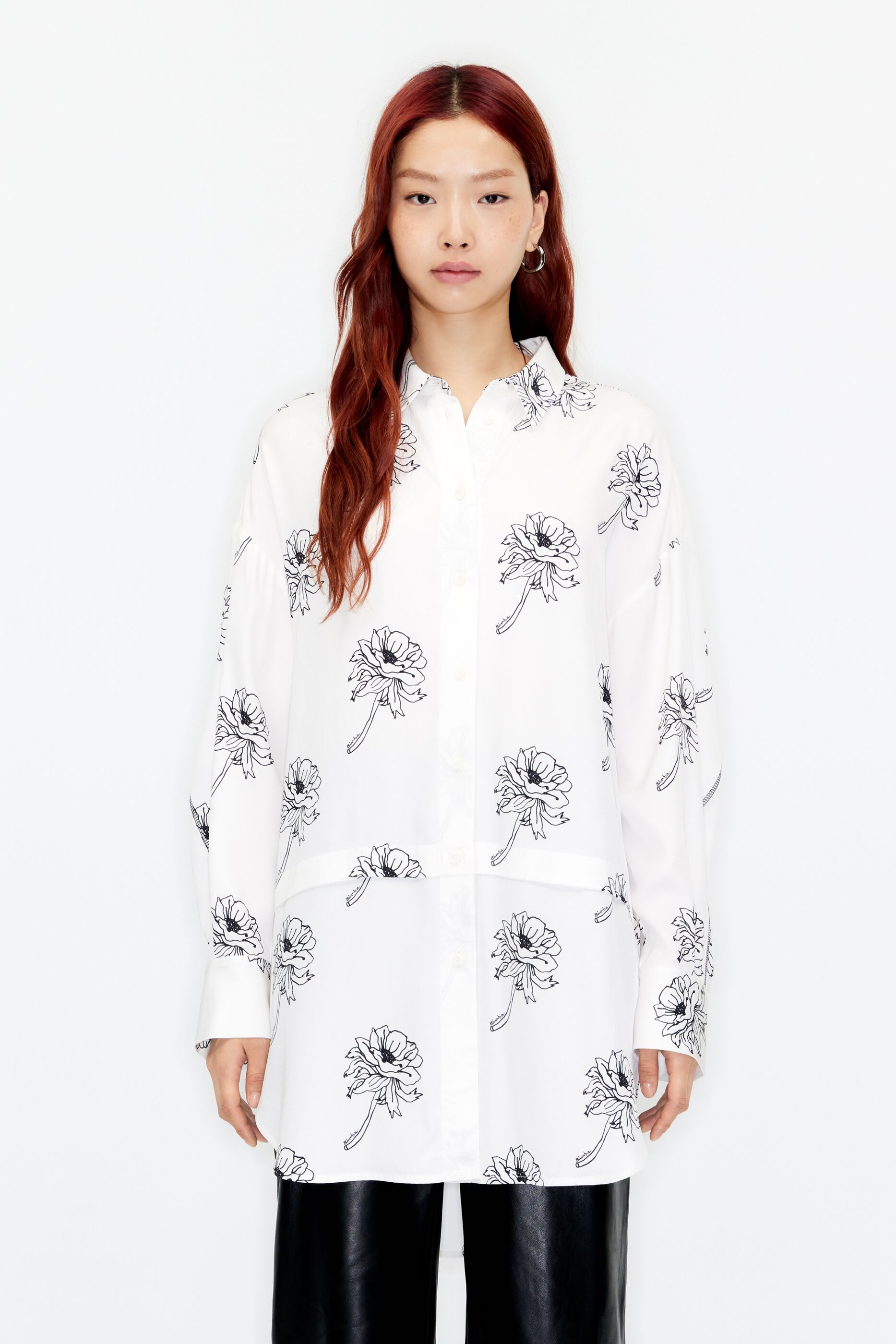 Oversize shirt with linear Maxi Flowers print