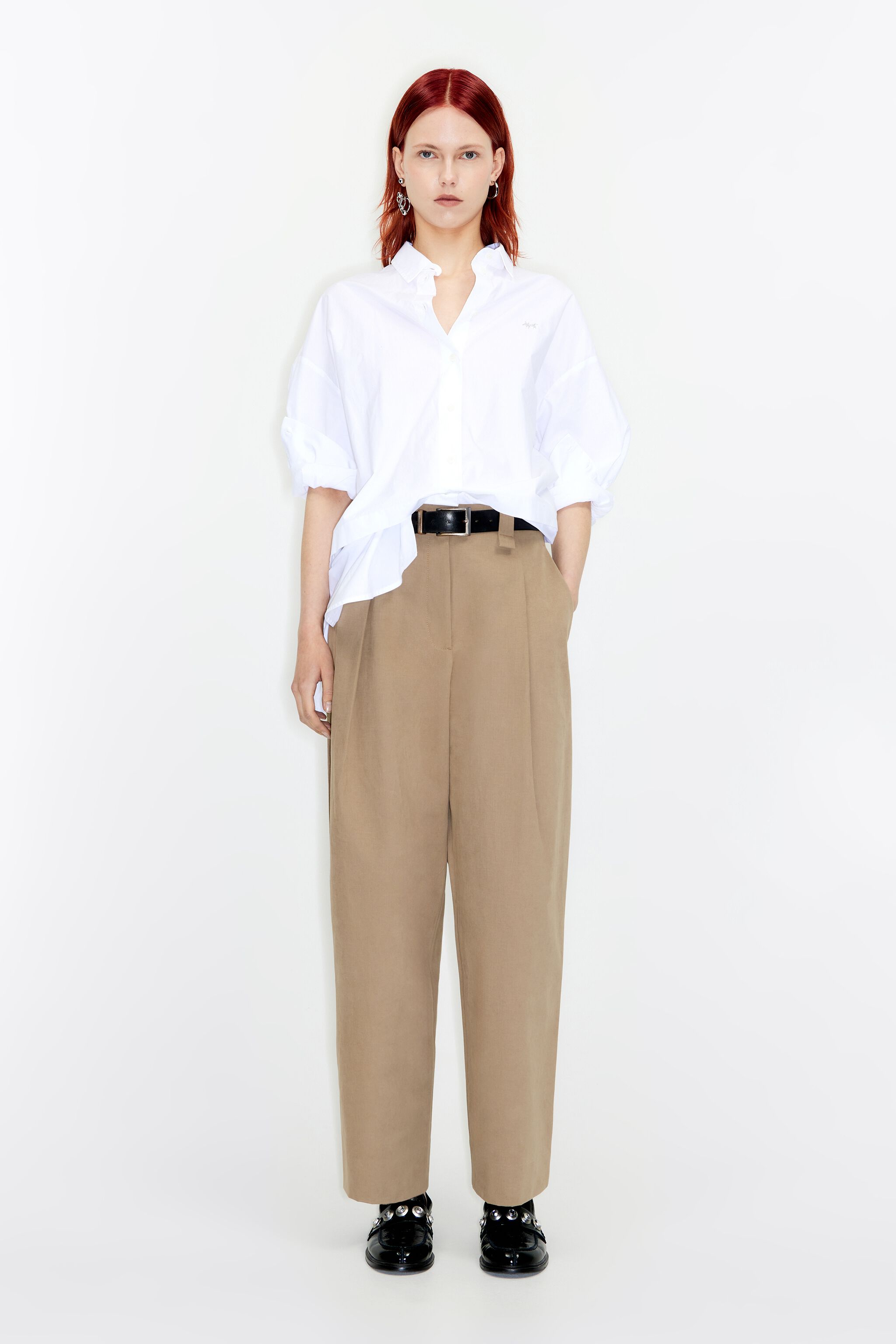 Carrot clearance cropped trousers